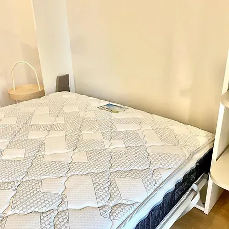 Monolocale Con Terrazzo Alle Porte Di Milano Appartement
